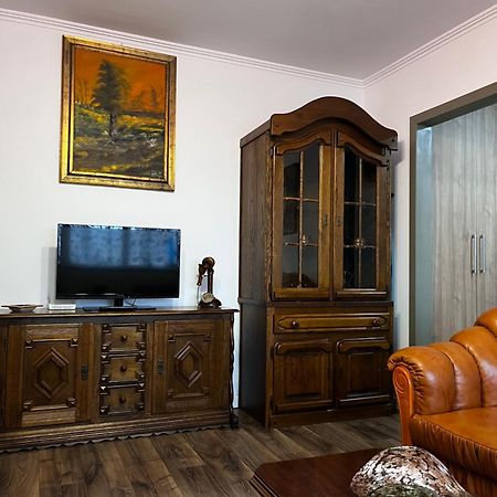 Cazare David Si Familia . Piatra Neamţ Exteriör bild