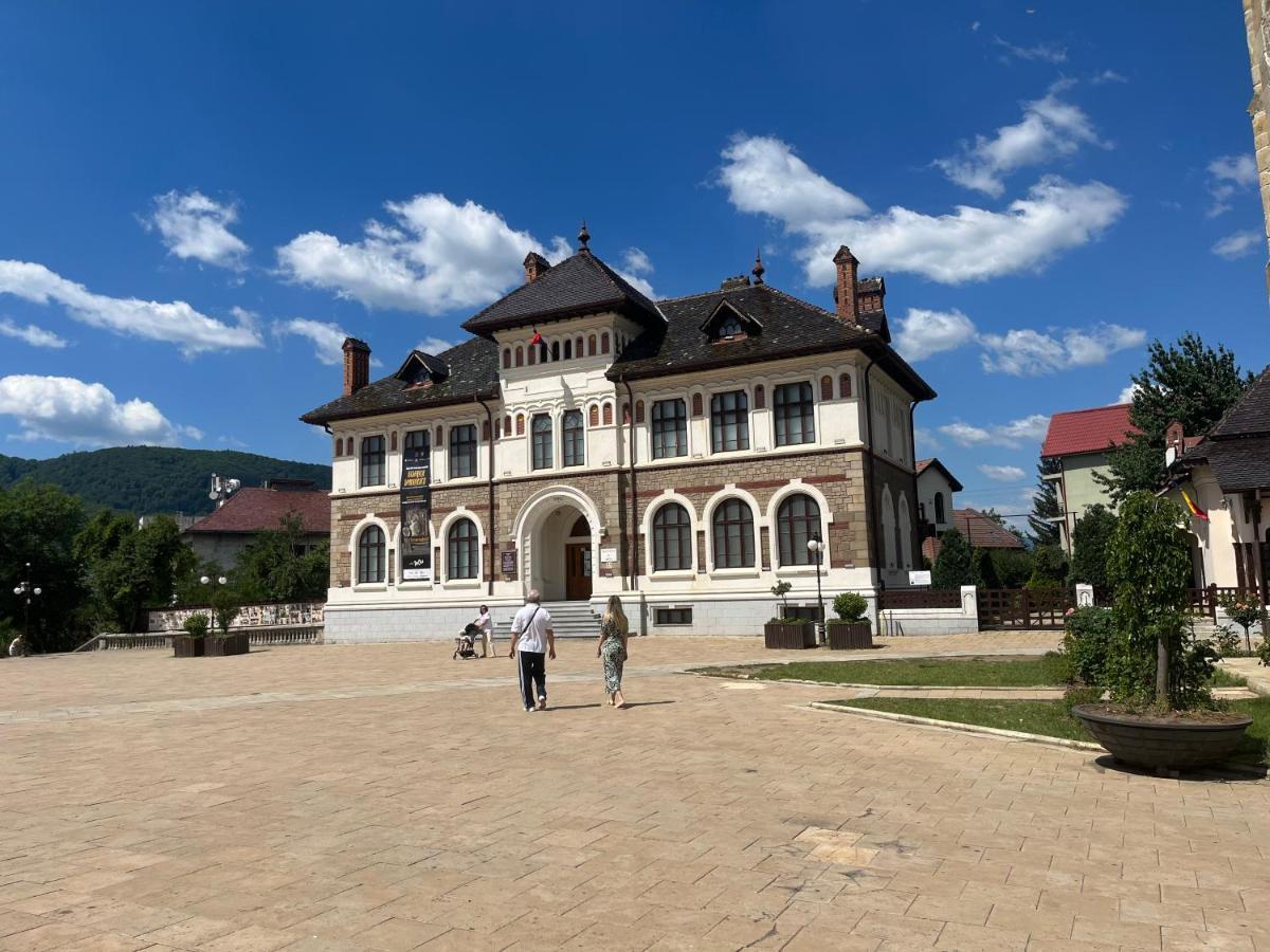 Cazare David Si Familia . Piatra Neamţ Exteriör bild