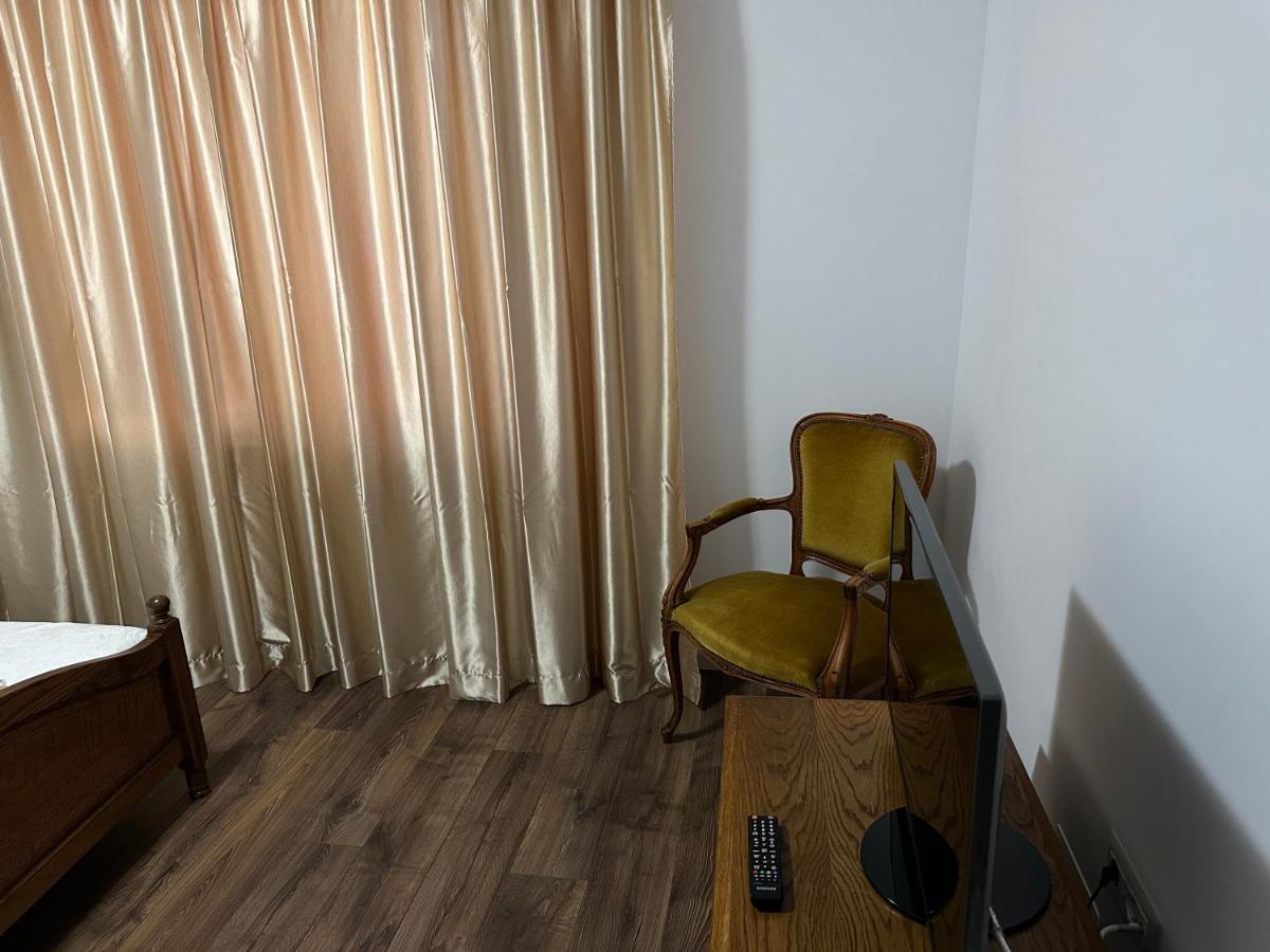 Cazare David Si Familia . Piatra Neamţ Exteriör bild